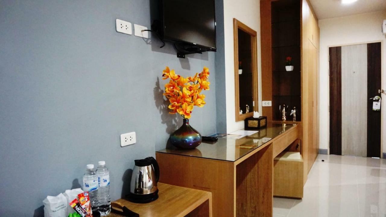 The Greenery Central Suite & Hotel 치앙마이 외부 사진