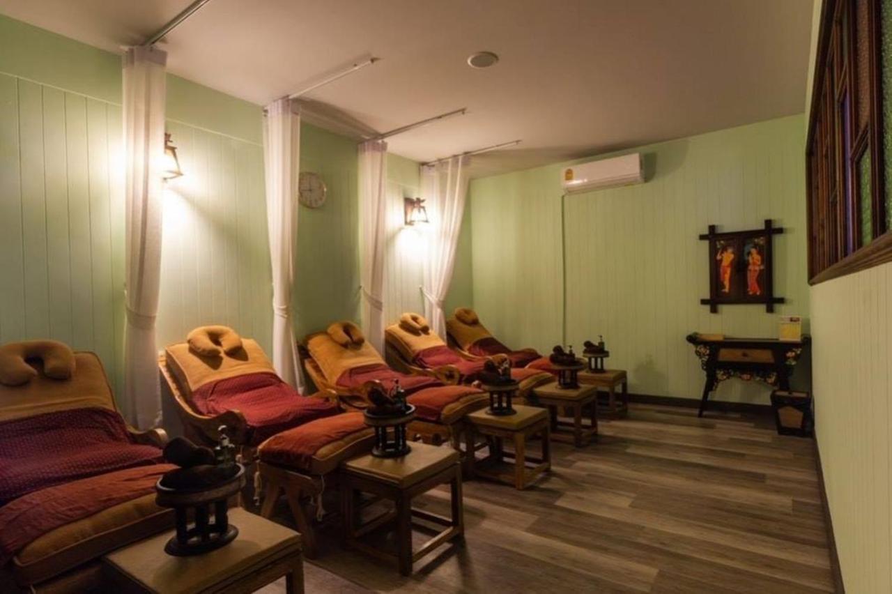 The Greenery Central Suite & Hotel 치앙마이 외부 사진