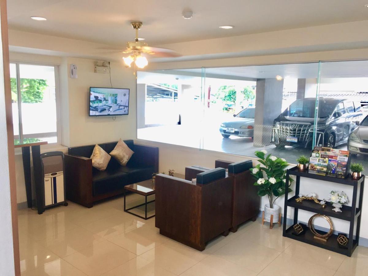 The Greenery Central Suite & Hotel 치앙마이 외부 사진